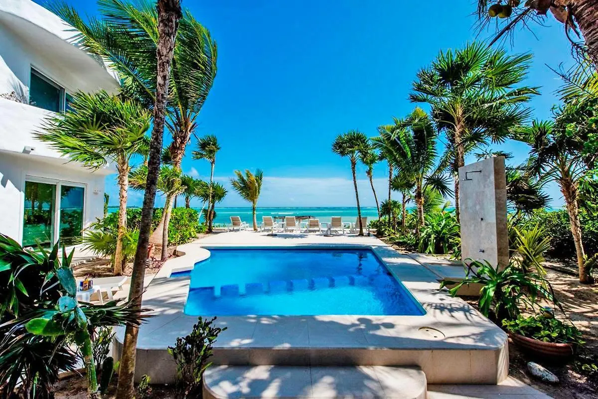 Villa Mar Azul Luxury 6 Bedrooms Tulum