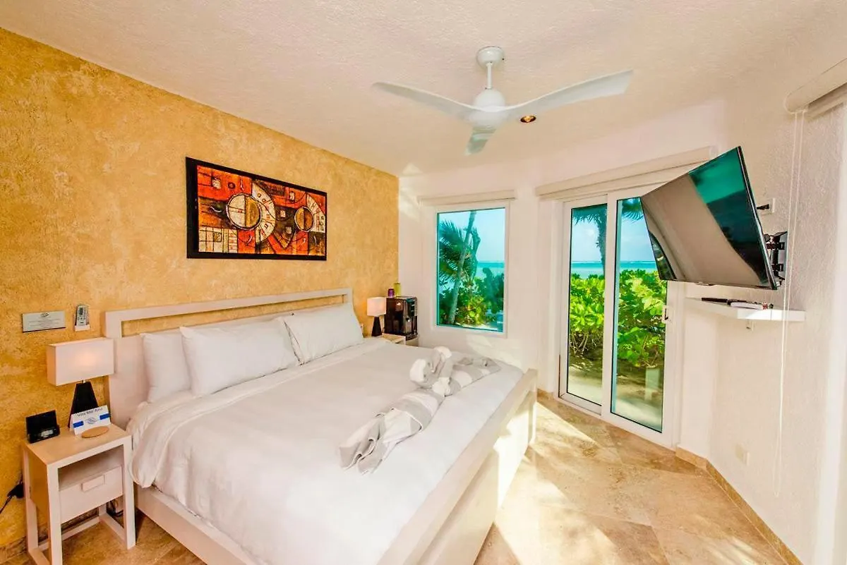 Villa Mar Azul Luxury 6 Bedrooms Tulum