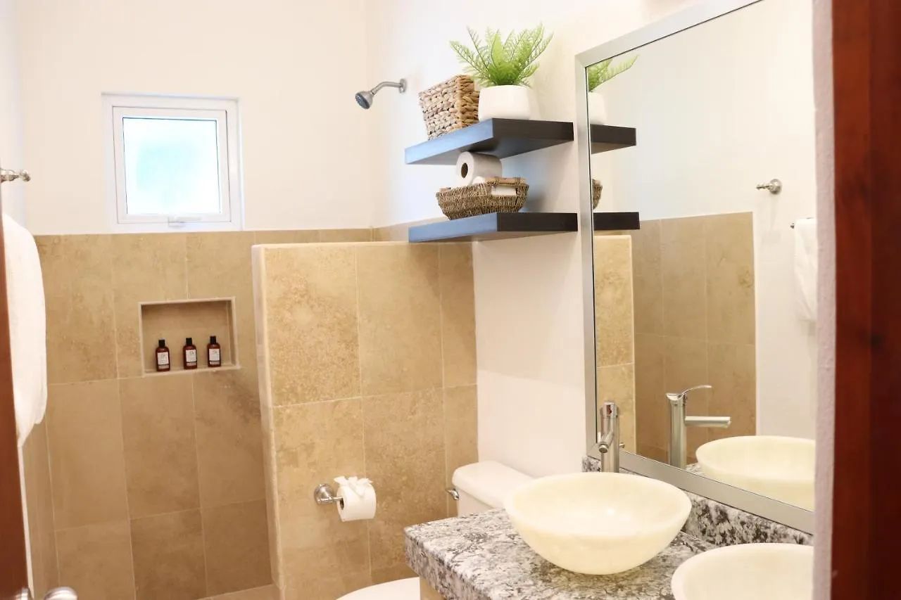 Villa Mar Azul Luxury 6 Bedrooms Tulum